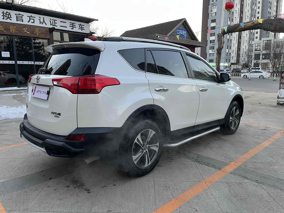 豐田 RAV4  2016款 榮放 2.0L CVT四驅(qū)新銳版圖片