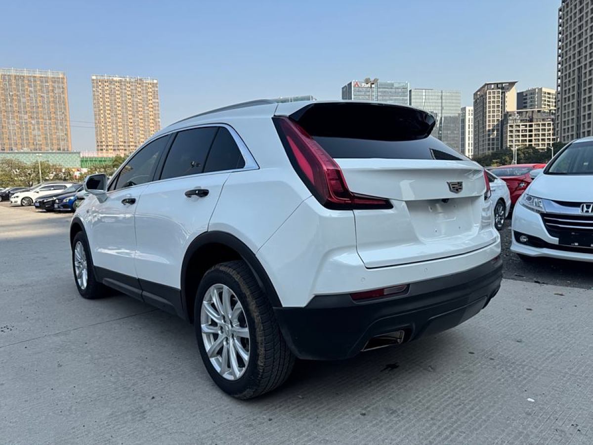 凱迪拉克 XT4  2018款 28T 兩驅(qū)技術(shù)型圖片