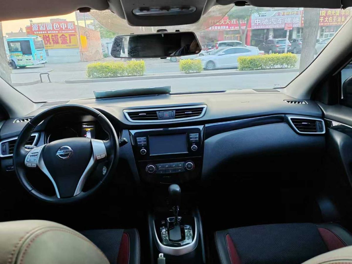 日產(chǎn) 勁客  2018款 1.5L CVT智聯(lián)尊享版圖片