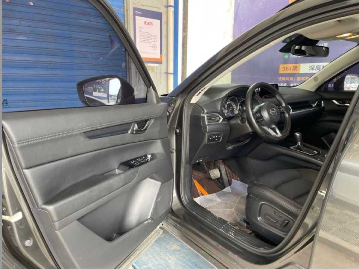 馬自達(dá) CX-5  2021款 2.0L 自動(dòng)兩驅(qū)黑騎士圖片