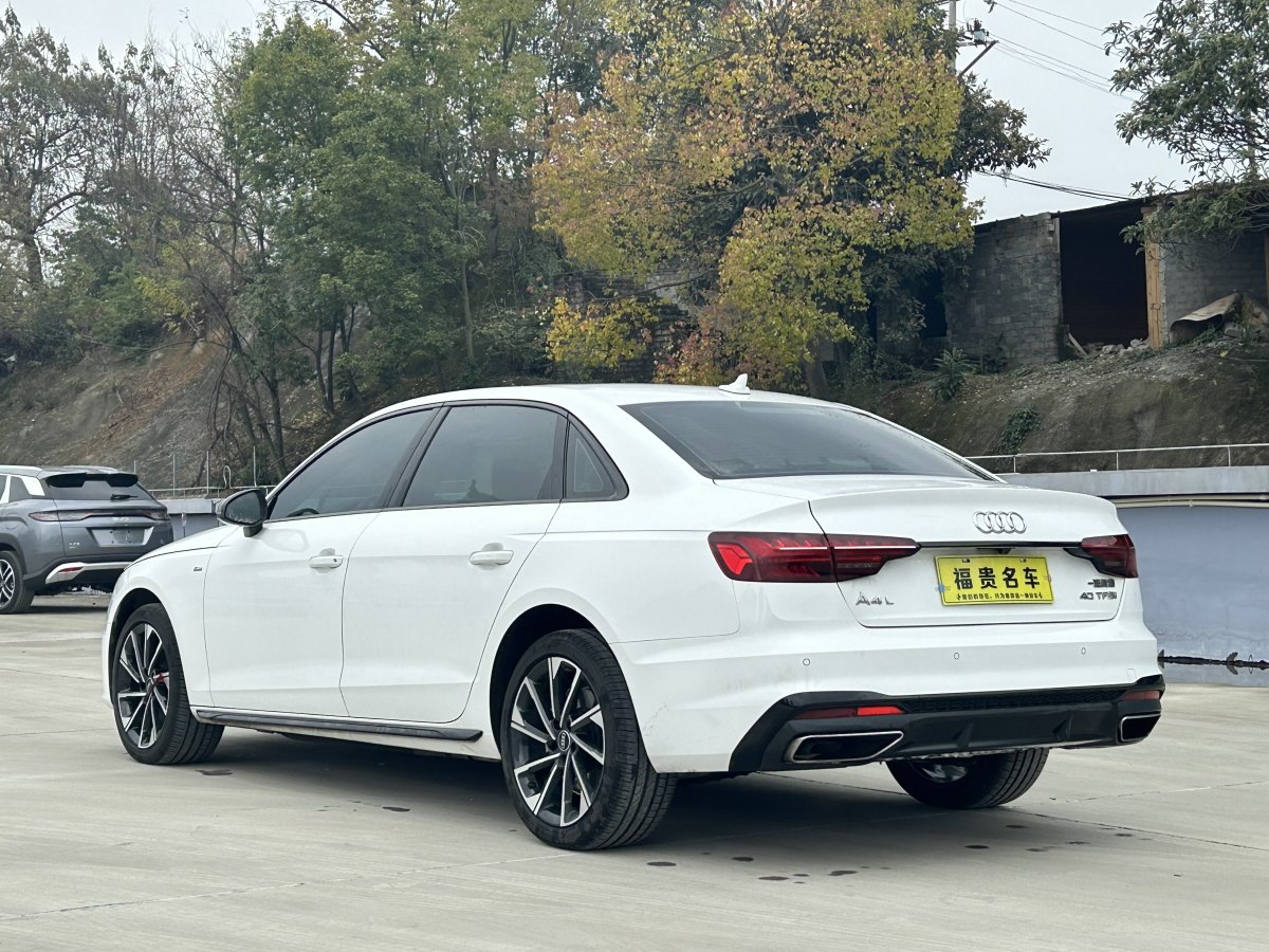 奧迪 奧迪A4L  2023款 40 TFSI 豪華動感型圖片