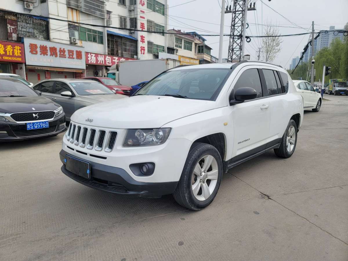 2016年9月Jeep 指南者  2015款 2.0L 两驱运动版