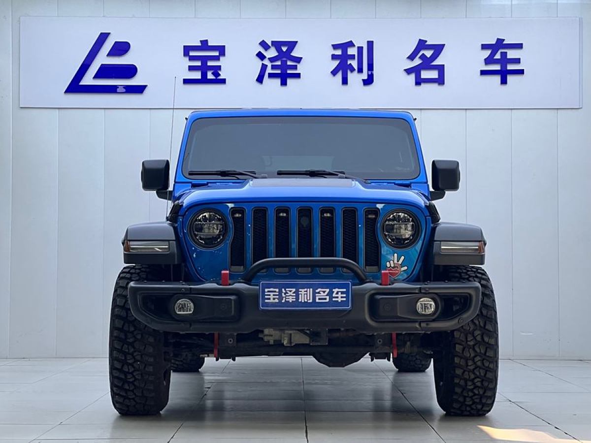 2023年2月Jeep 牧馬人  2024款 2.0T 羅賓漢四門版