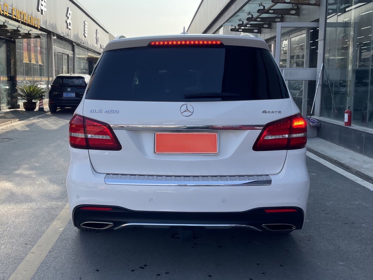 奔馳 奔馳GLS  2022款 改款 GLS 450 4MATIC 豪華型圖片