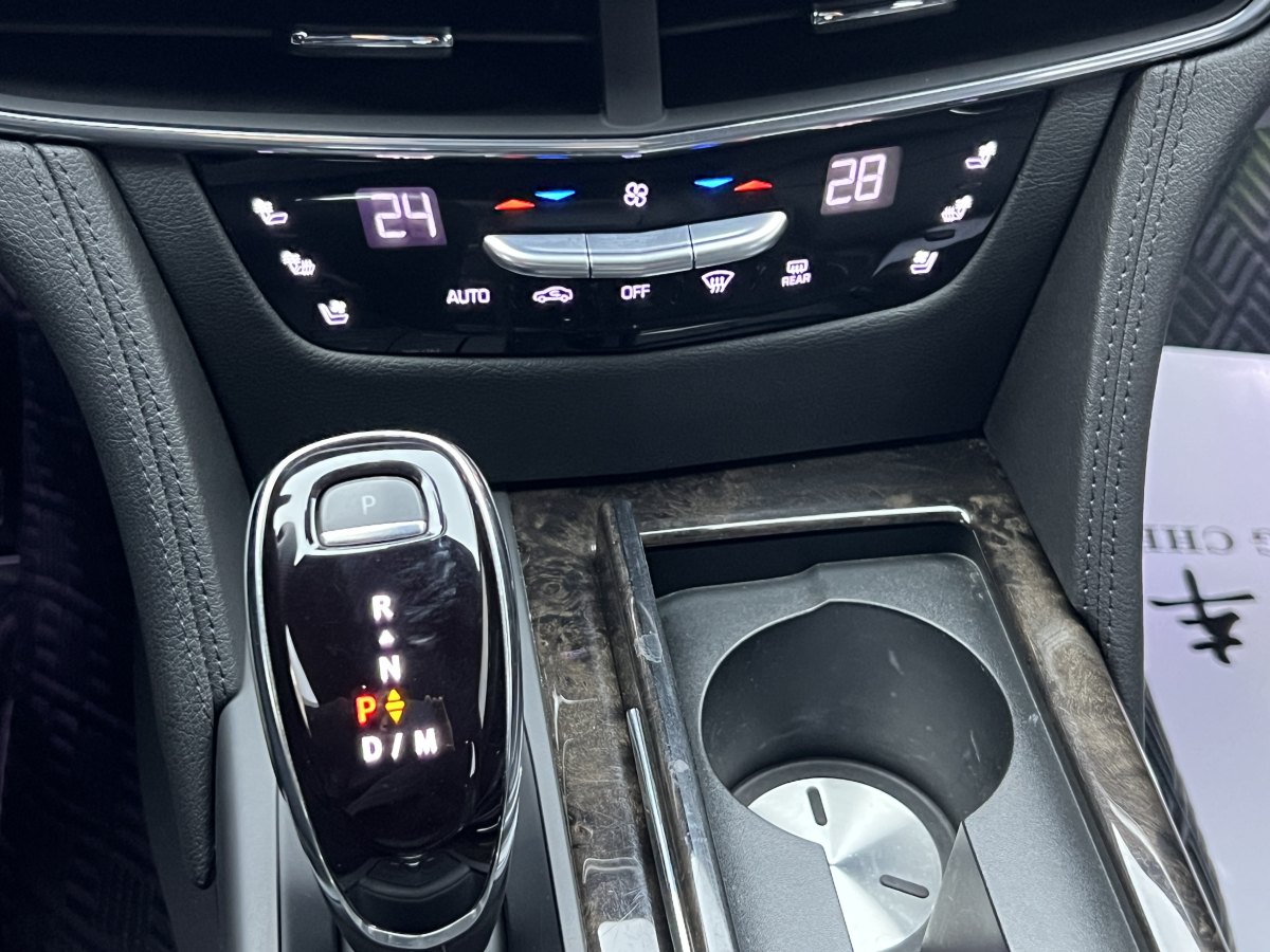 凱迪拉克 CT6  2022款 28T 豪華型圖片
