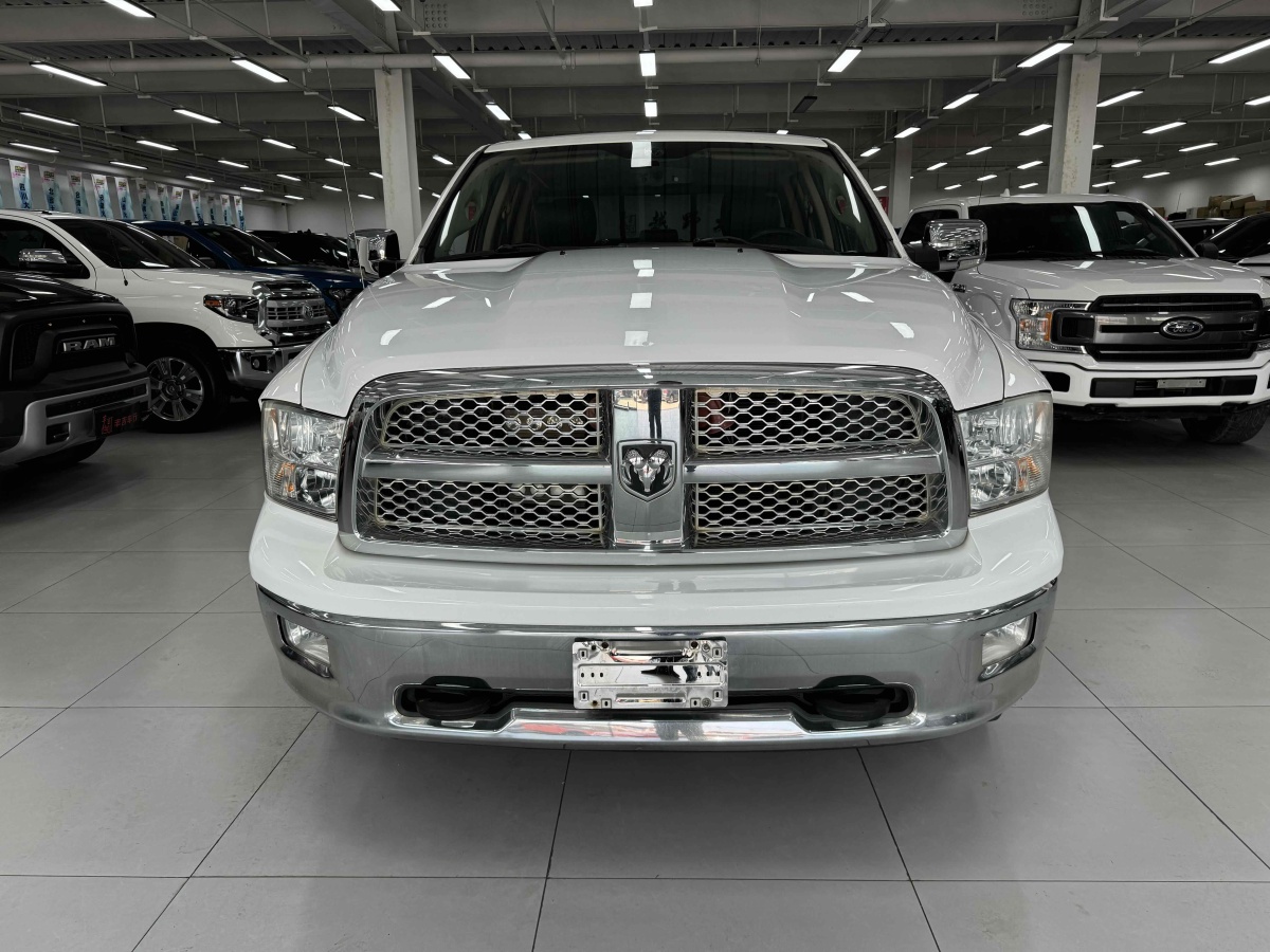 2013年5月道奇 Ram  2011款 1500 Laramie