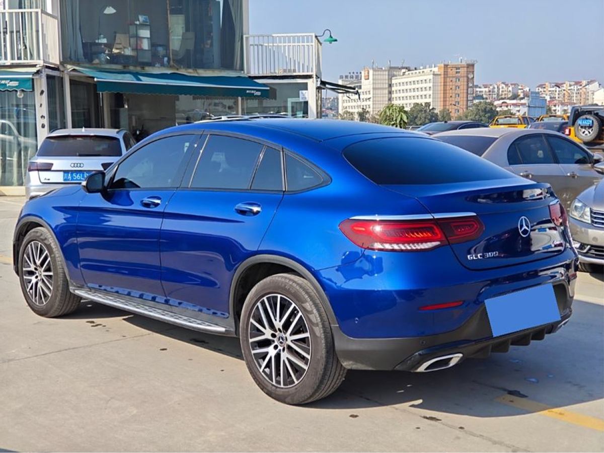 奔馳 奔馳GLC  2022款 改款 GLC 300 4MATIC 轎跑SUV圖片