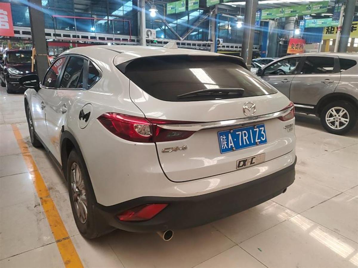 馬自達(dá) CX-4  2016款 2.0L 自動兩驅(qū)藍(lán)天領(lǐng)先版圖片