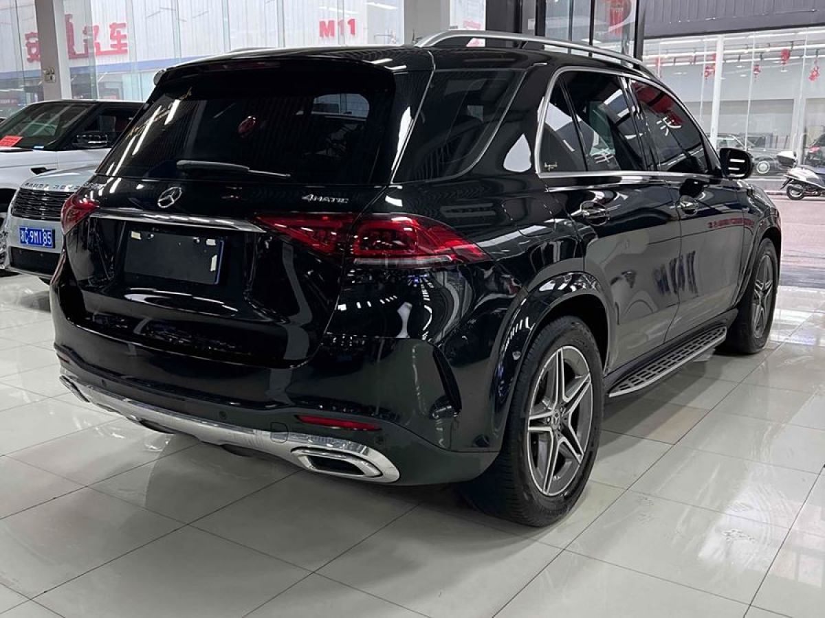 奔馳 奔馳GLE  2022款 改款 GLE 450 4MATIC 時(shí)尚型圖片