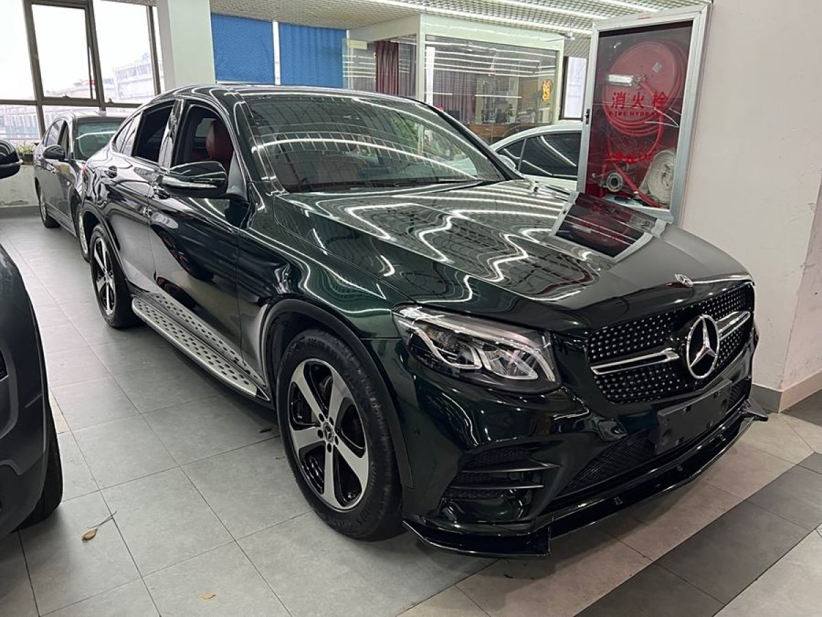 奔馳 奔馳GLC  2023款 GLC 300 4MATIC 轎跑SUV圖片