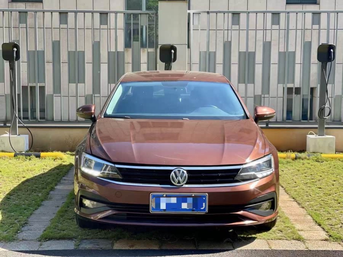 大眾 凌渡  2019款  230TSI DSG風(fēng)尚版 國(guó)VI圖片