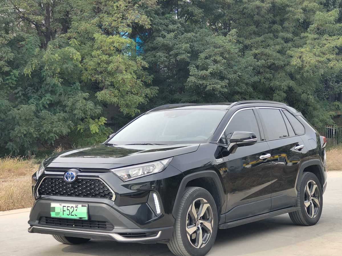 2022年1月豐田 RAV4榮放  2023款 雙擎 2.5L E-CVT兩驅(qū)精英版