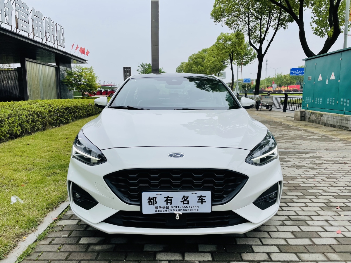 福特 福克斯 2021款 三廂 ecoboost 180 自動st line圖片