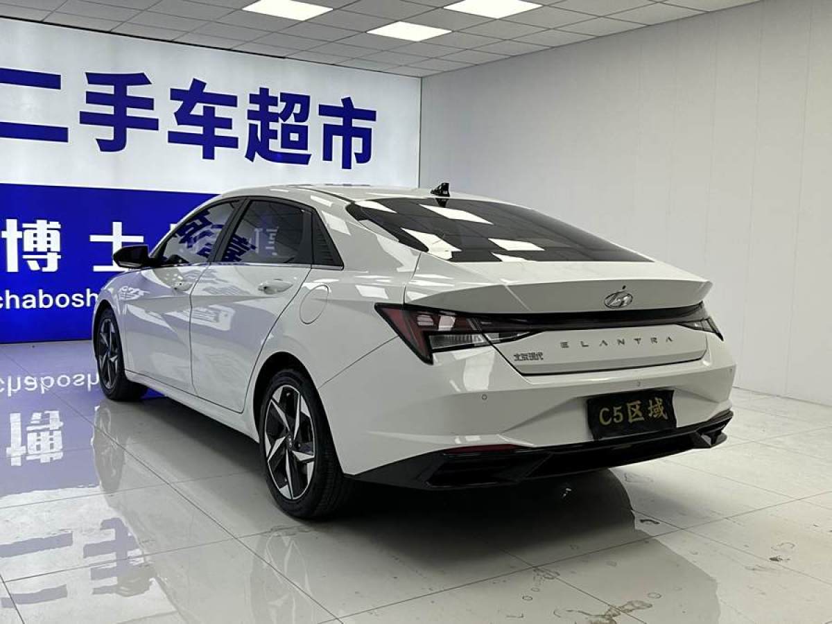 現(xiàn)代 伊蘭特  2022款 1.5L CVT LUX尊貴版圖片