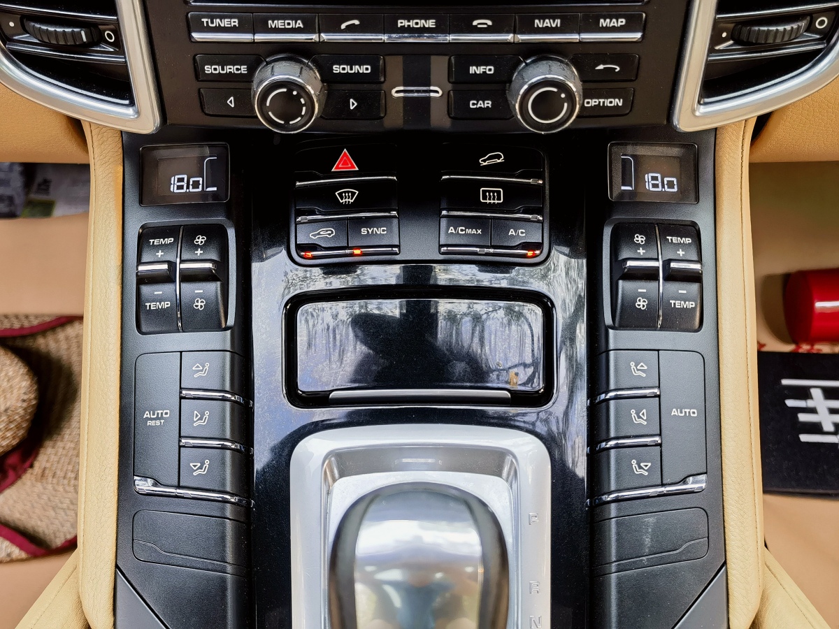 保时捷 Cayenne  2012款 3.6L 美规版图片