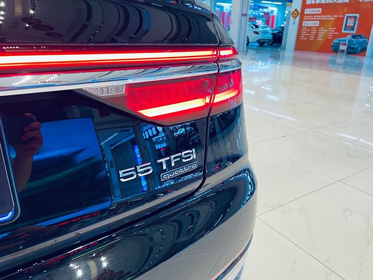 奧迪 奧迪A8  2022款 A8L 55 TFSI quattro 豪華型典藏版圖片