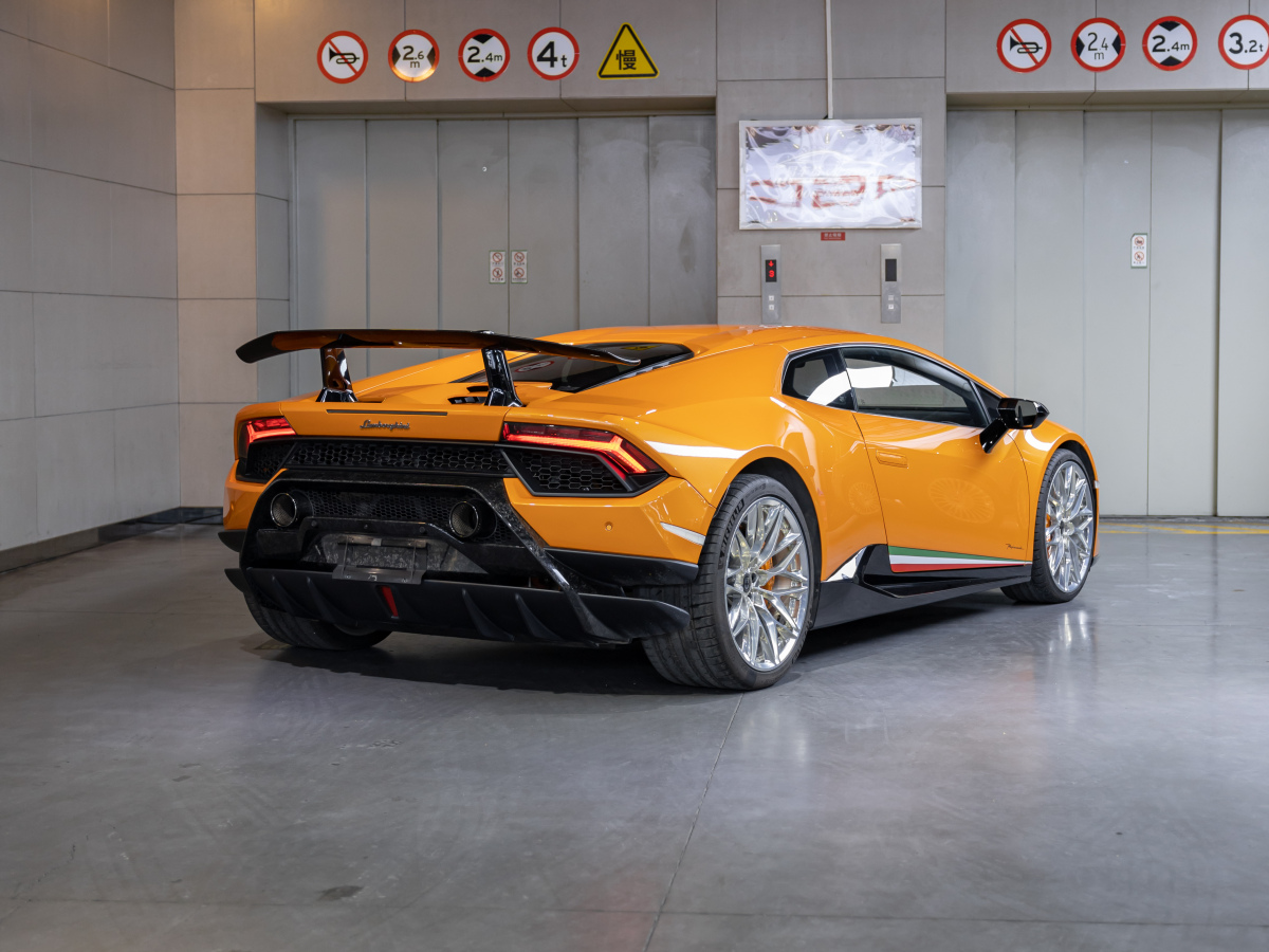 2019年10月蘭博基尼 Huracán  2017款 Huracán Performante