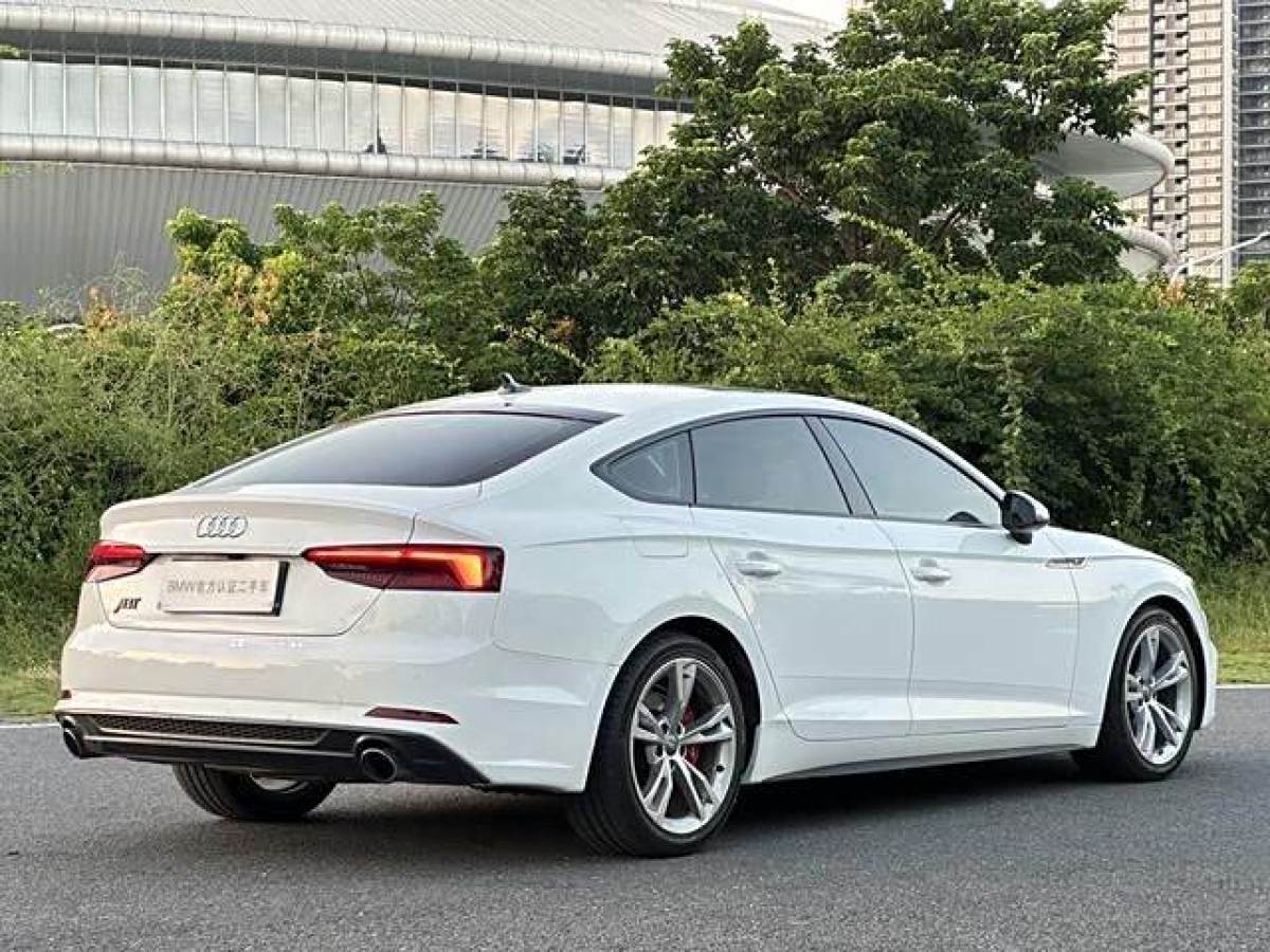 2019年2月奧迪 奧迪A5  2019款 Sportback 40 TFSI 時尚型