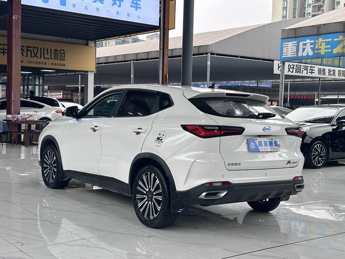 長(zhǎng)安歐尚 長(zhǎng)安歐尚X5  2021款 1.5T DCT尊貴型圖片