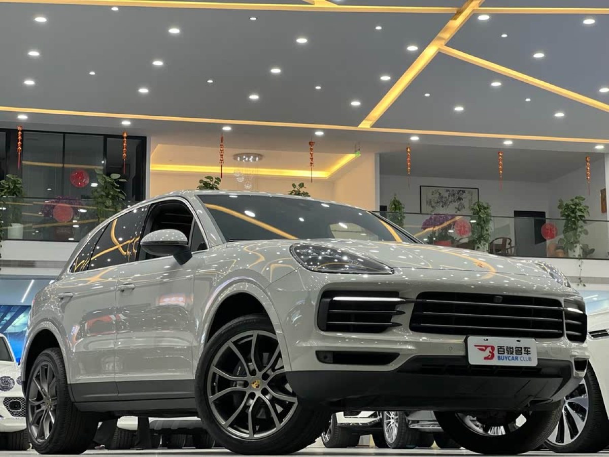 保時(shí)捷 Cayenne  2022款 Cayenne 3.0T 鉑金版圖片
