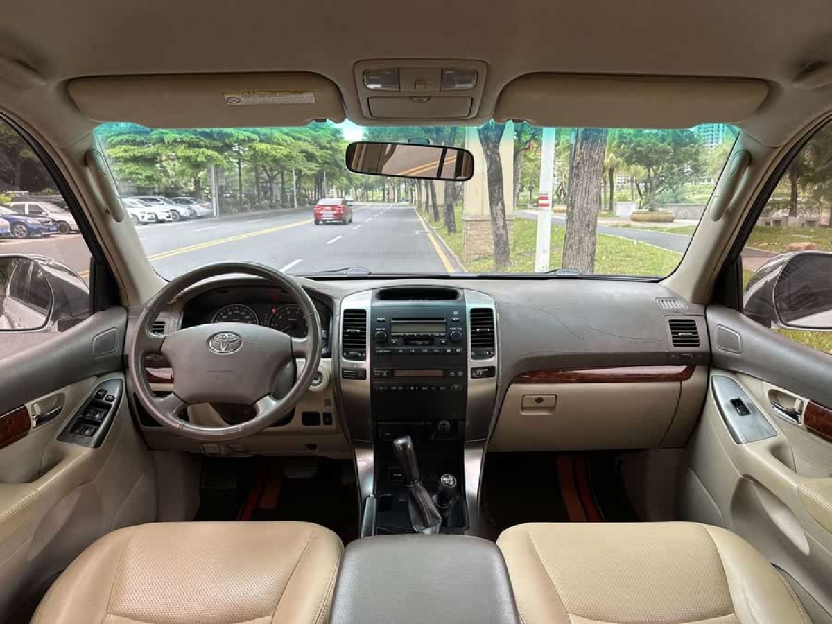 豐田 普拉多  2004款 GX 2.7自動(dòng)車型圖片
