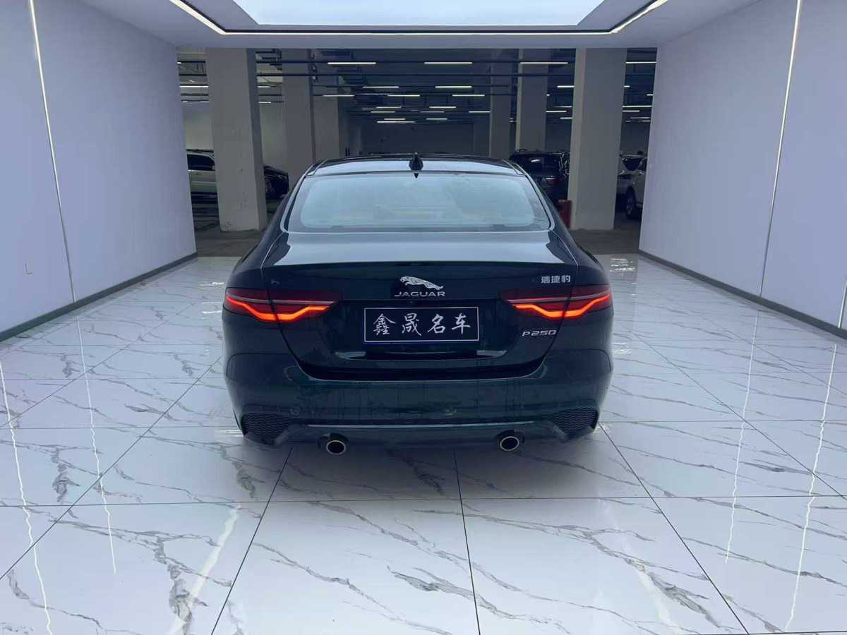 捷豹 XEL  2022款 2.0T 250PS R-DYNAMIC S進(jìn)取運(yùn)動版圖片
