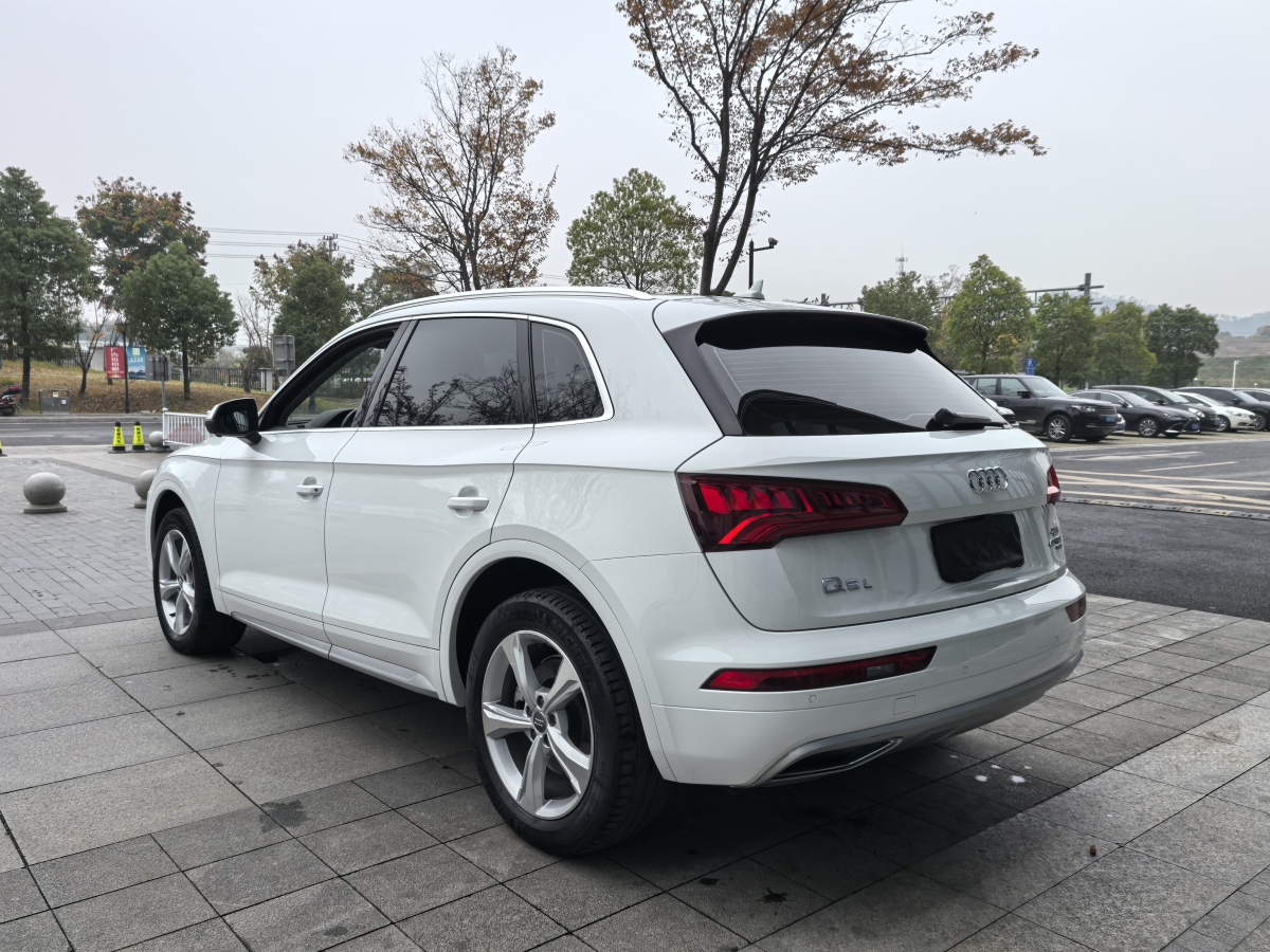 奧迪 奧迪Q5L  2018款  40 TFSI 榮享進(jìn)取型 國(guó)VI圖片