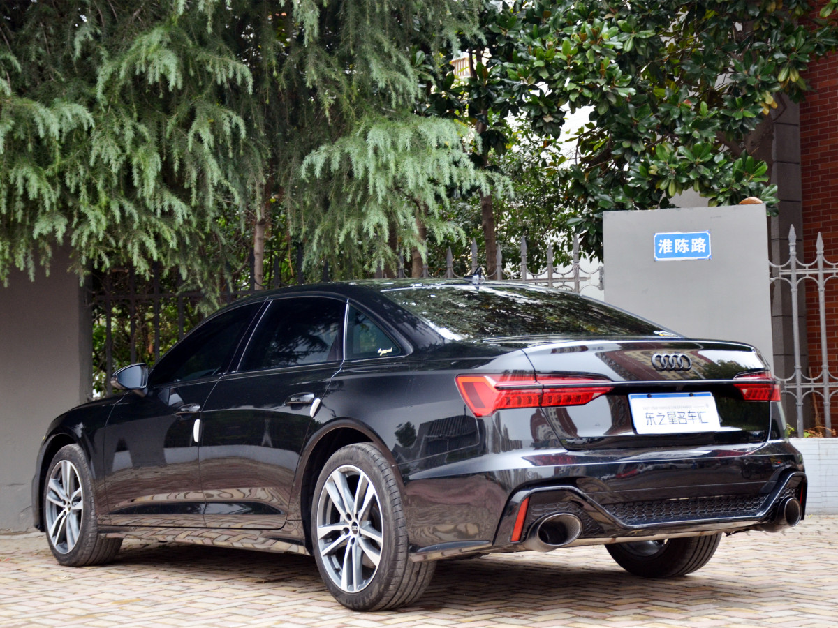 奧迪 奧迪A6L  2022款 40 TFSI 豪華動感型圖片