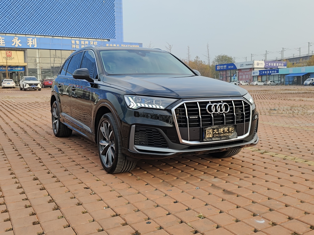 奧迪 奧迪Q7  2024款 55 TFSI quattro S line運(yùn)動型圖片