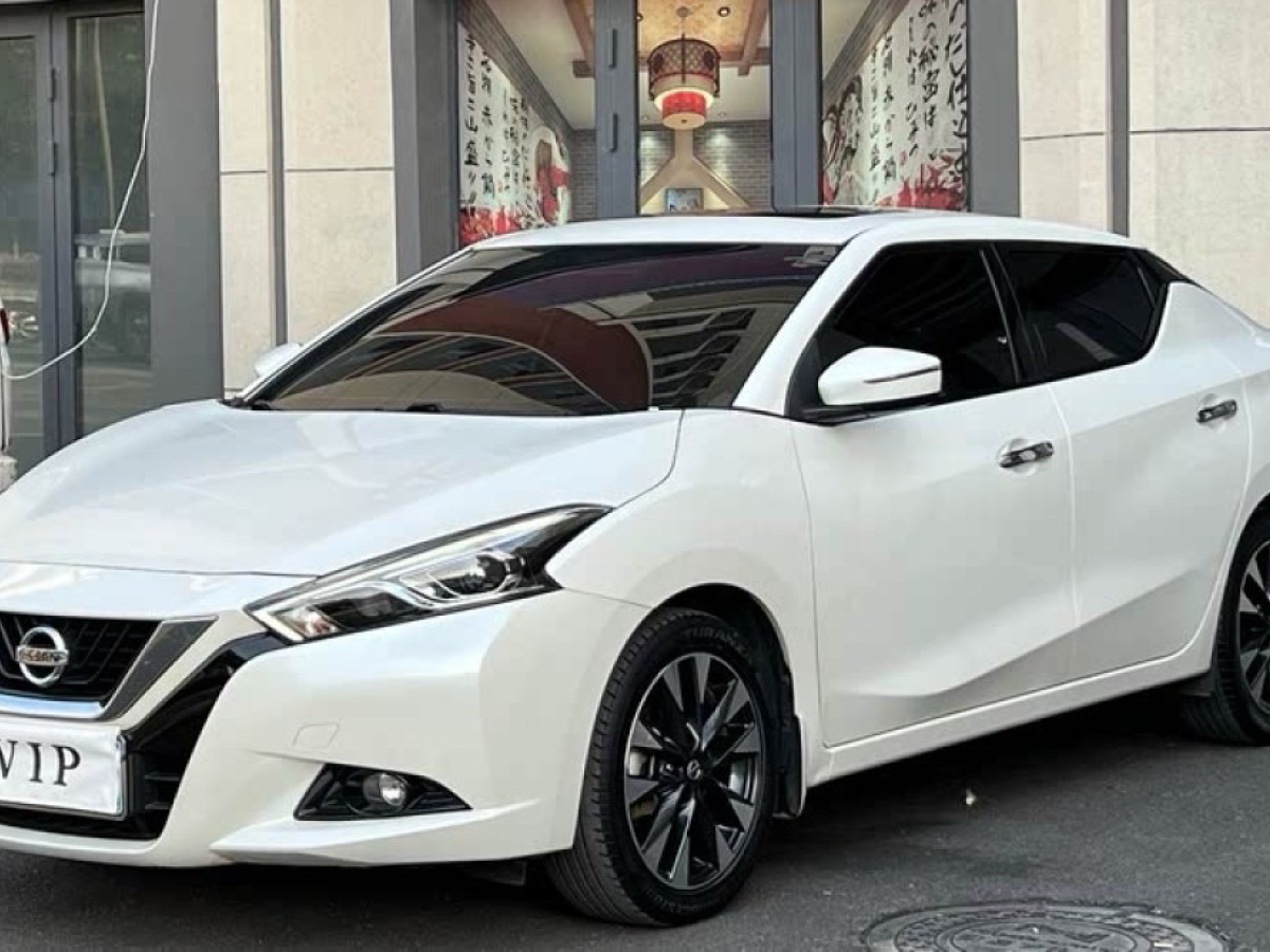 日產(chǎn) LANNIA 藍(lán)鳥  2019款 1.6L CVT智聯(lián)智酷版 國V圖片