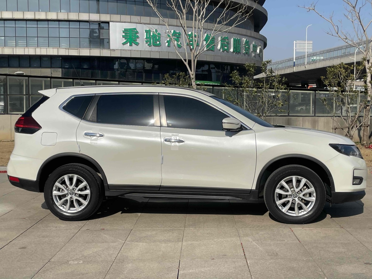 日產(chǎn) 奇駿  2019款 2.0L CVT智聯(lián)舒適版 2WD圖片