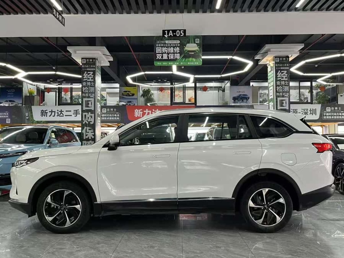 威馬 威馬EX6  2020款 Plus 400極地版圖片