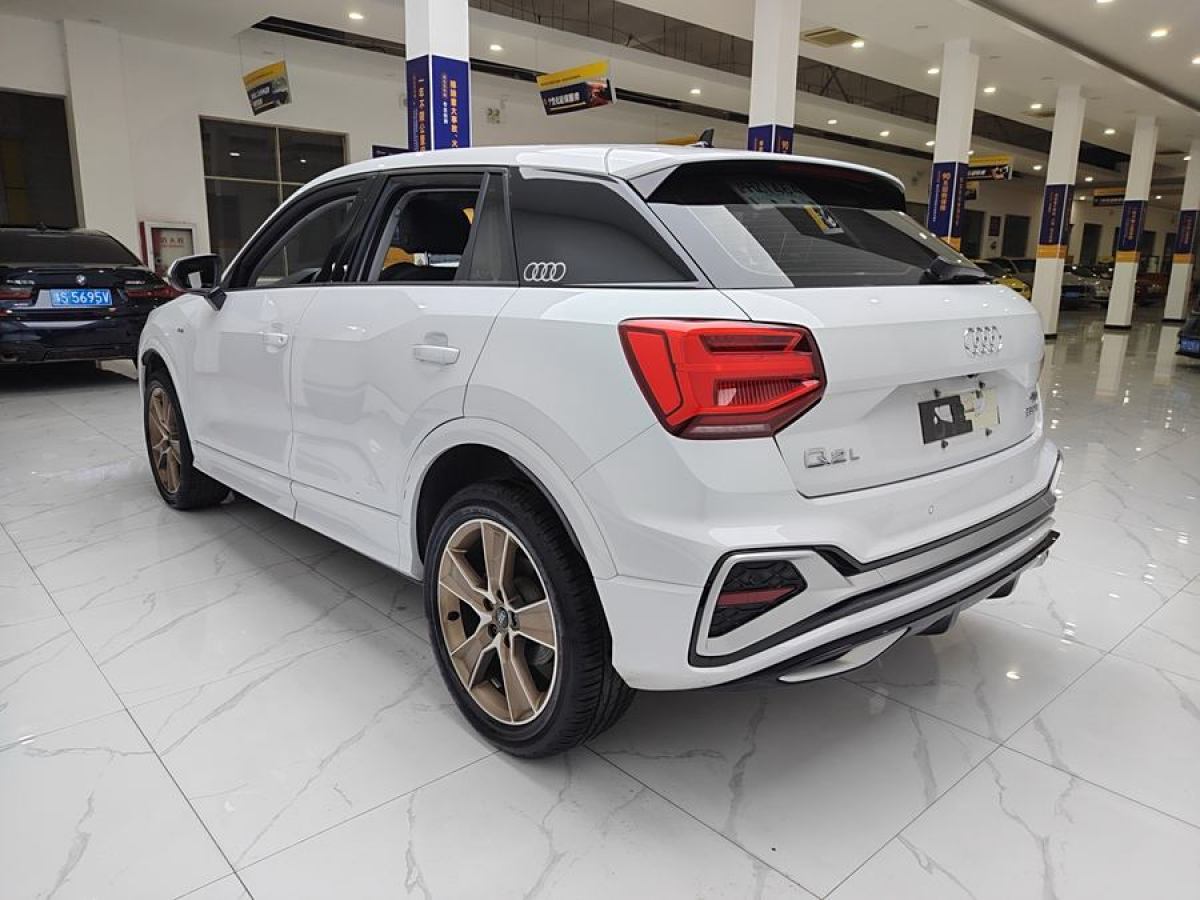 奧迪 奧迪Q2L  2022款 35 TFSI 時尚動感型圖片