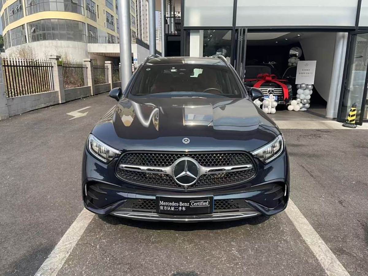 奔馳 奔馳GLC  2024款 改款 GLC 260 L 4MATIC 豪華型 5座圖片