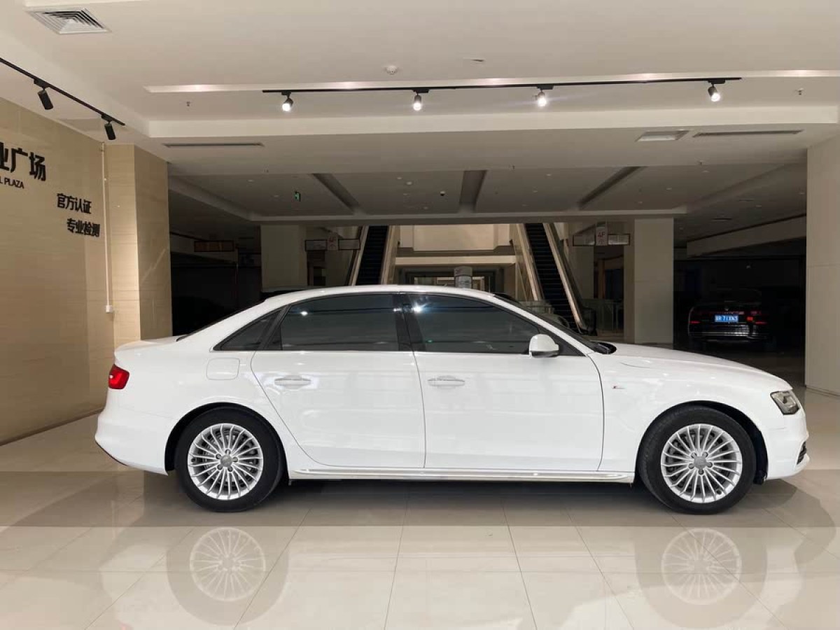 奧迪 奧迪A4L  2016款 35 TFSI 典藏版 S line舒適型圖片
