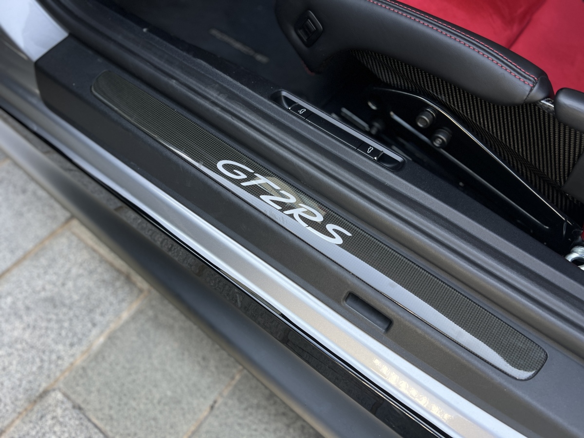 保時(shí)捷 911  2018款 GT2 RS 3.8T圖片