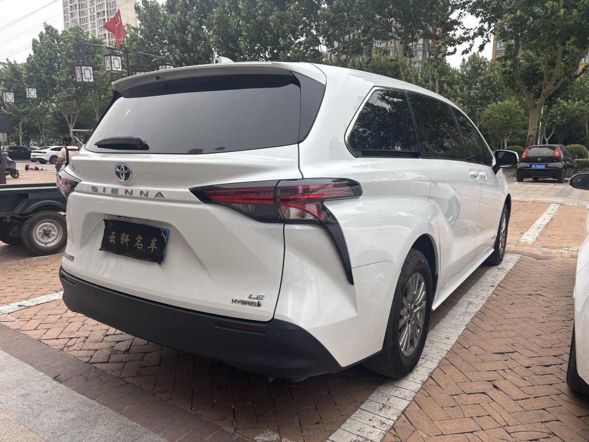 豐田 賽那SIENNA  2023款 2.5L混動 舒適版圖片
