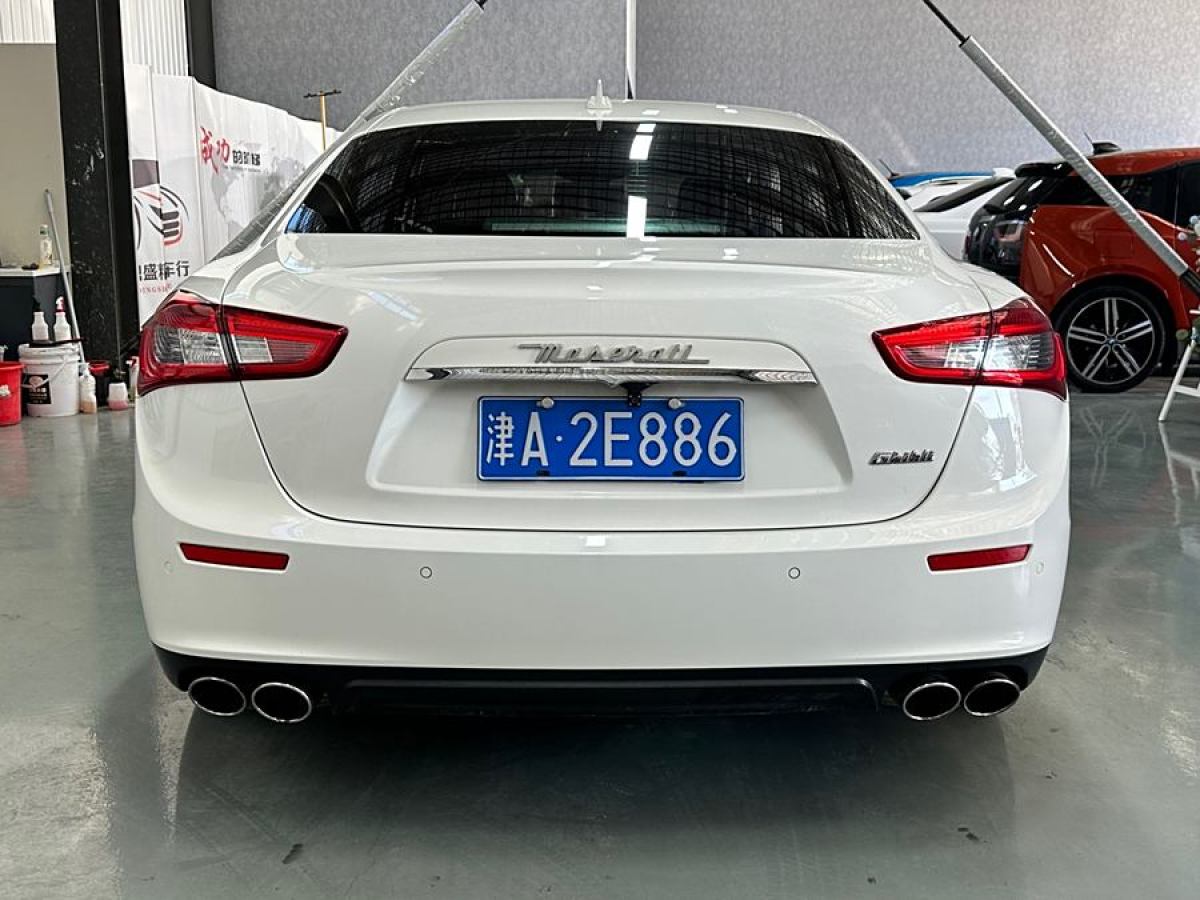 瑪莎拉蒂 Ghibli  2014款 3.0T 標(biāo)準(zhǔn)版圖片