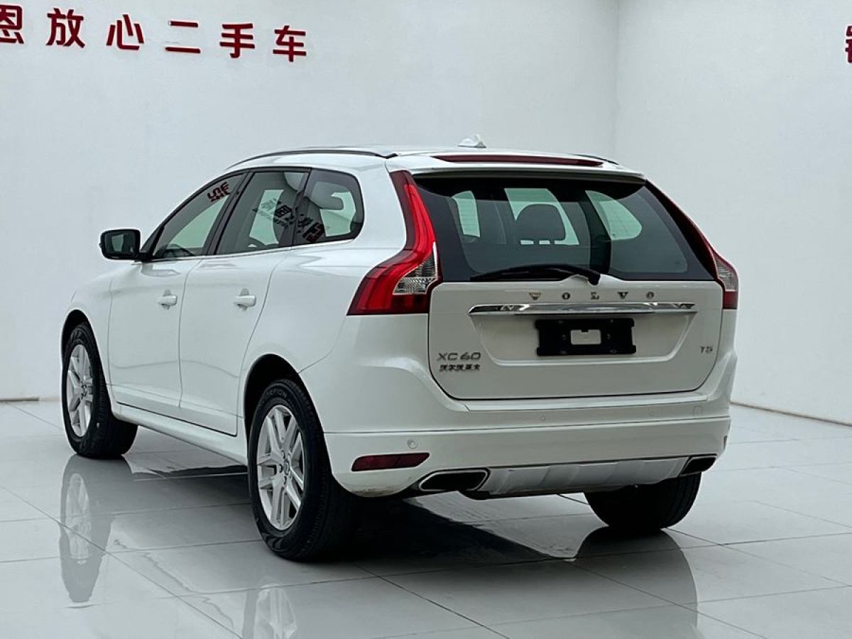 沃爾沃 XC60  2017款 T5 智進(jìn)版圖片