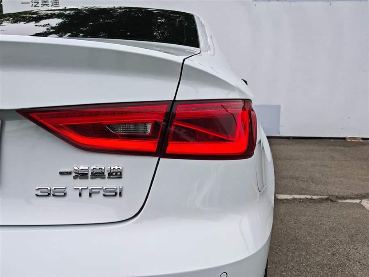 奧迪 奧迪A3  2016款 Limousine 35 TFSI 風(fēng)尚型圖片