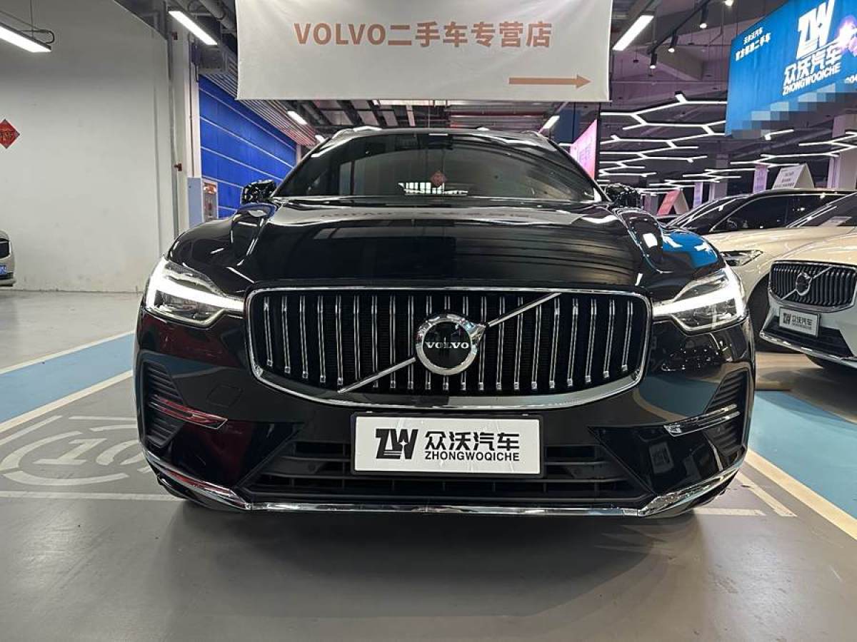 沃爾沃 XC60  2022款 B5 四驅(qū)智遠(yuǎn)豪華版圖片