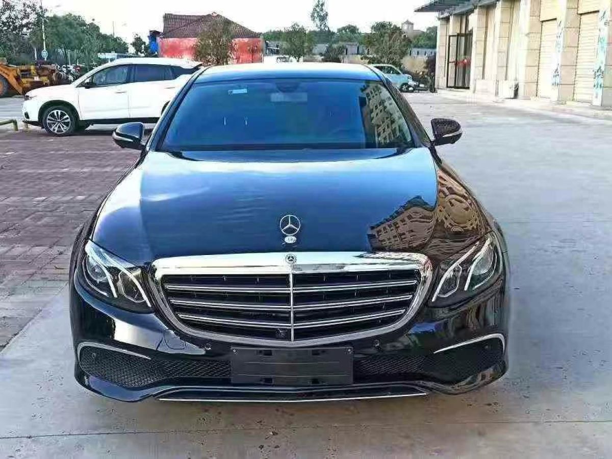 奔馳 奔馳E級  2020款 E 300 L 豪華型圖片
