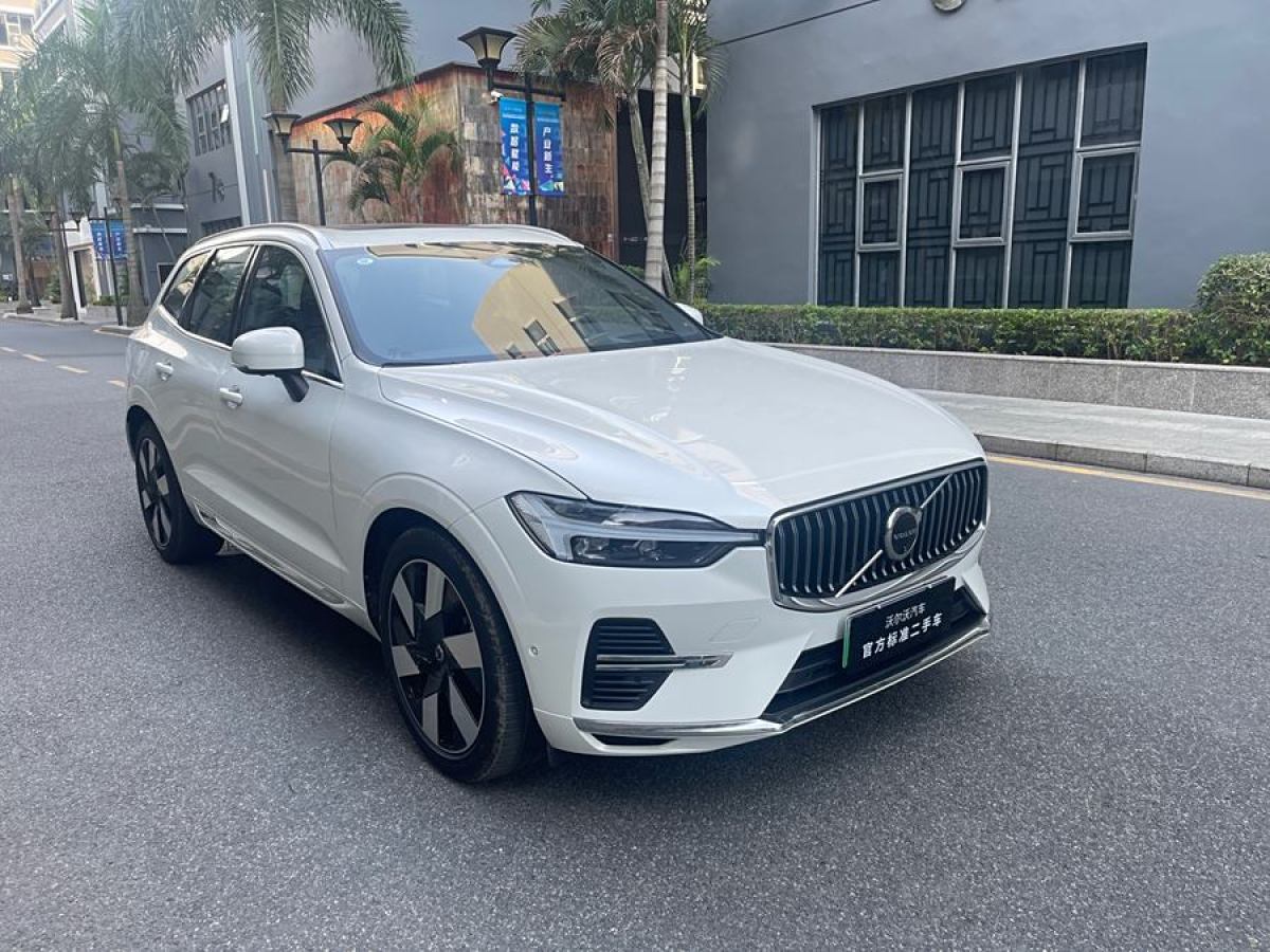 沃爾沃 XC60新能源  2024款 T8 插電混動 長續(xù)航四驅(qū)智雅豪華版圖片