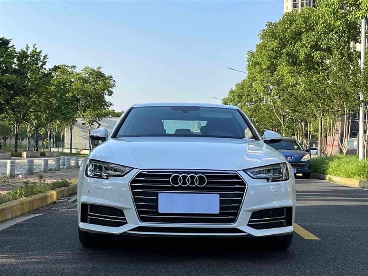 奧迪 奧迪A4L  2019款 40 TFSI 進(jìn)取型 國VI圖片