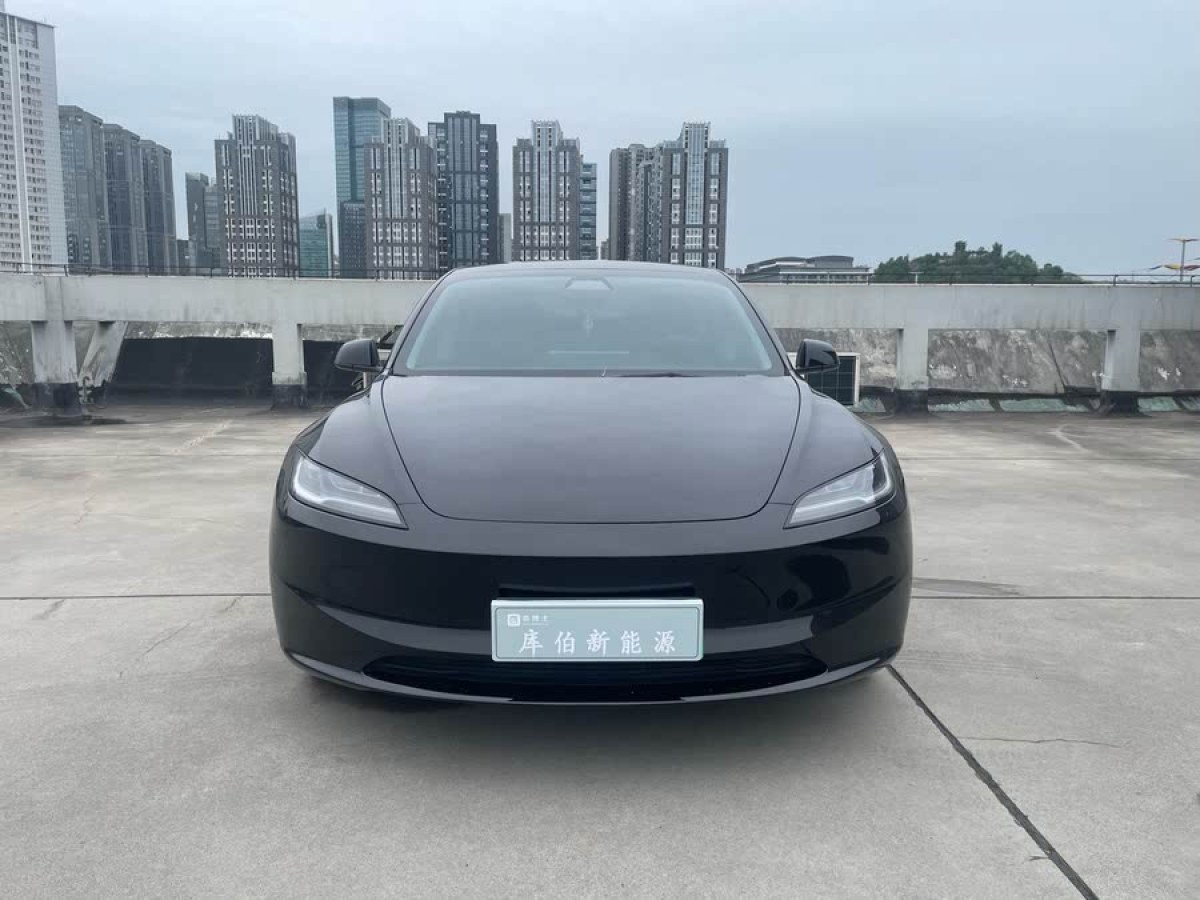 特斯拉 Model 3  2023款 煥新版 后輪驅(qū)動(dòng)圖片