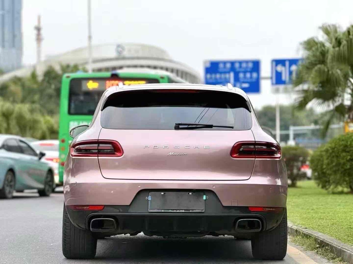 保時(shí)捷 Macan  2014款 Macan 2.0T圖片