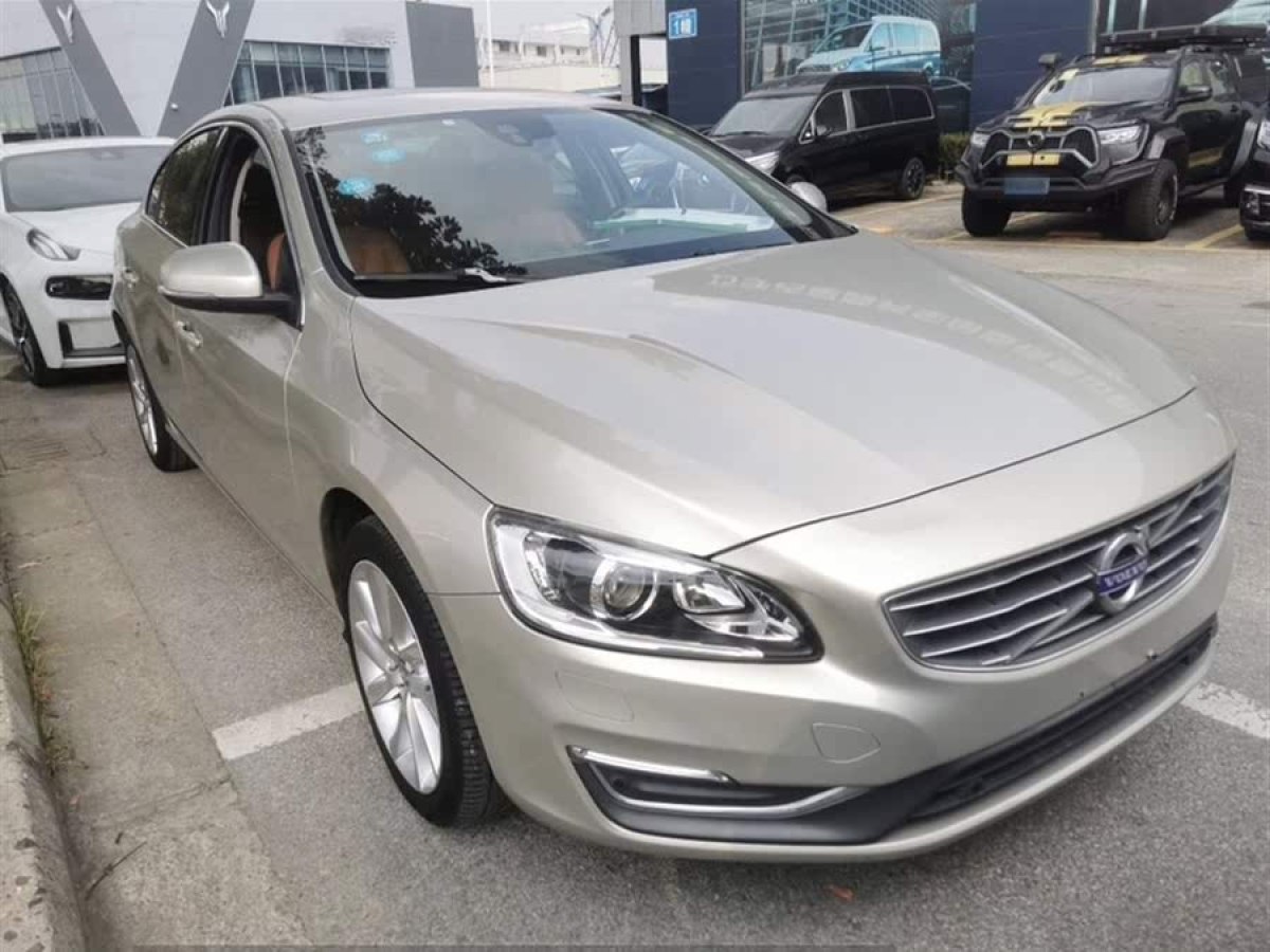 沃爾沃 S60  2017款 L 2.0T T4 智遠(yuǎn)版圖片