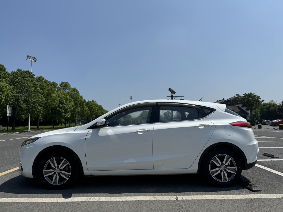 長(zhǎng)安 逸動(dòng)XT  2013款 1.6L 自動(dòng)俊酷型 國(guó)IV圖片