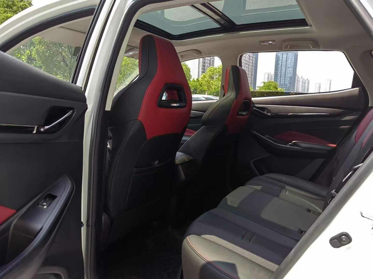 長安歐尚 長安歐尚X5  2021款 1.5T DCT尊貴型圖片