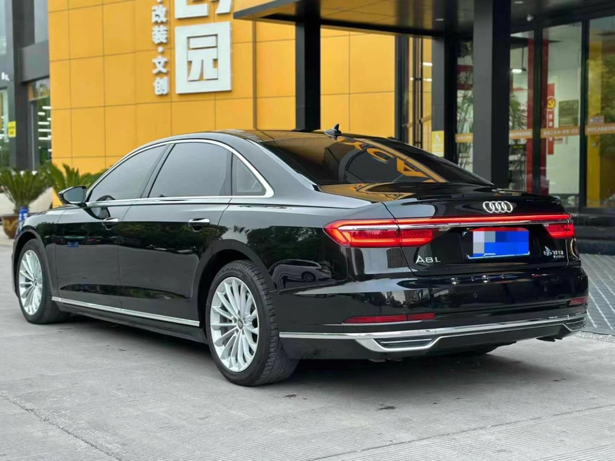 奧迪 奧迪A8  2018款 A8L 55 TFSI quattro投放版精英型圖片